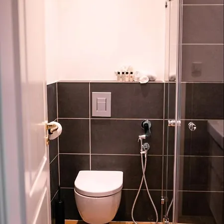 Arbio I Design Near Deutsche Oper