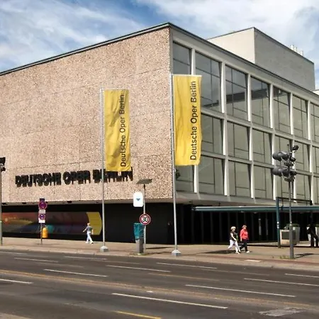 Arbio I Design Near Deutsche Oper *