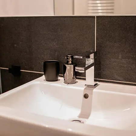 Arbio I Design Near Deutsche Oper * Berlin