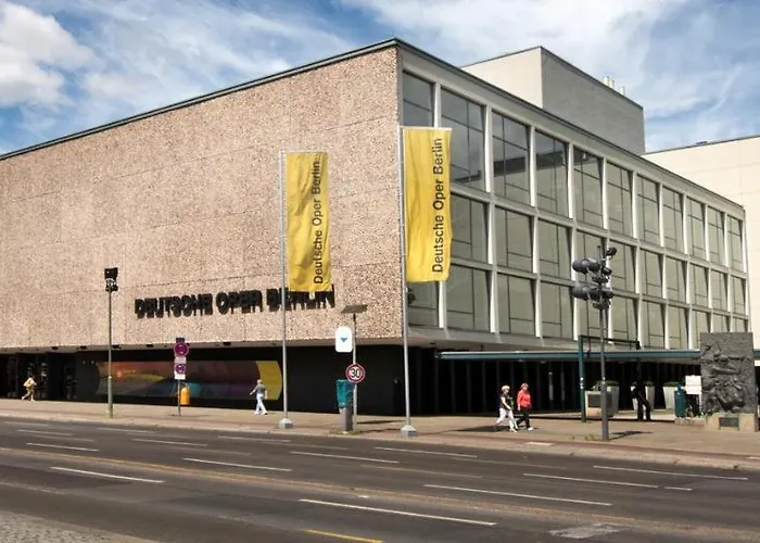 Arbio I Design Near Deutsche Oper *