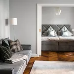 Arbio I Design Near Deutsche Oper شقة